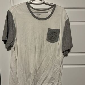 Men’s Imperial Motion Short Sleeve Tee Shirt, in excellent shape, size XL.